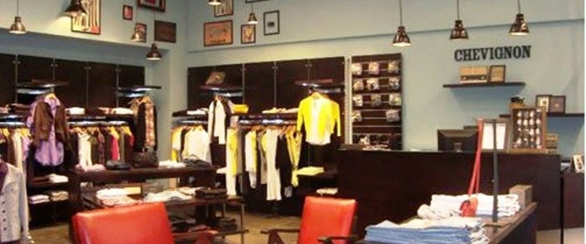 Interior tienda Fuente Facebook Fanpage CH Chevignon 2